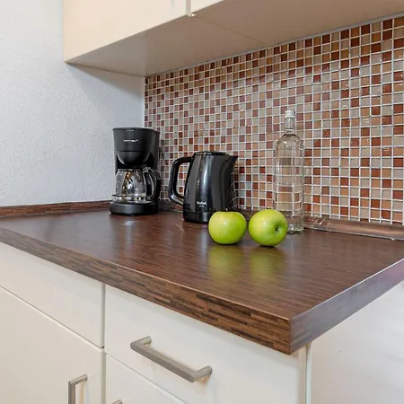 Meerglueck Holiday home Sutel