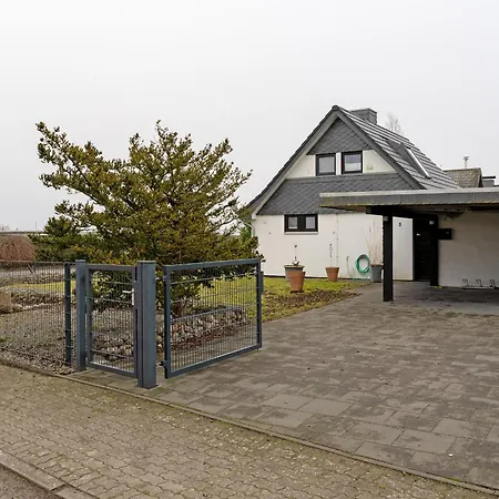 Holiday home Meerglueck